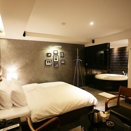 Hotel Voll Сеул Экстерьер фото